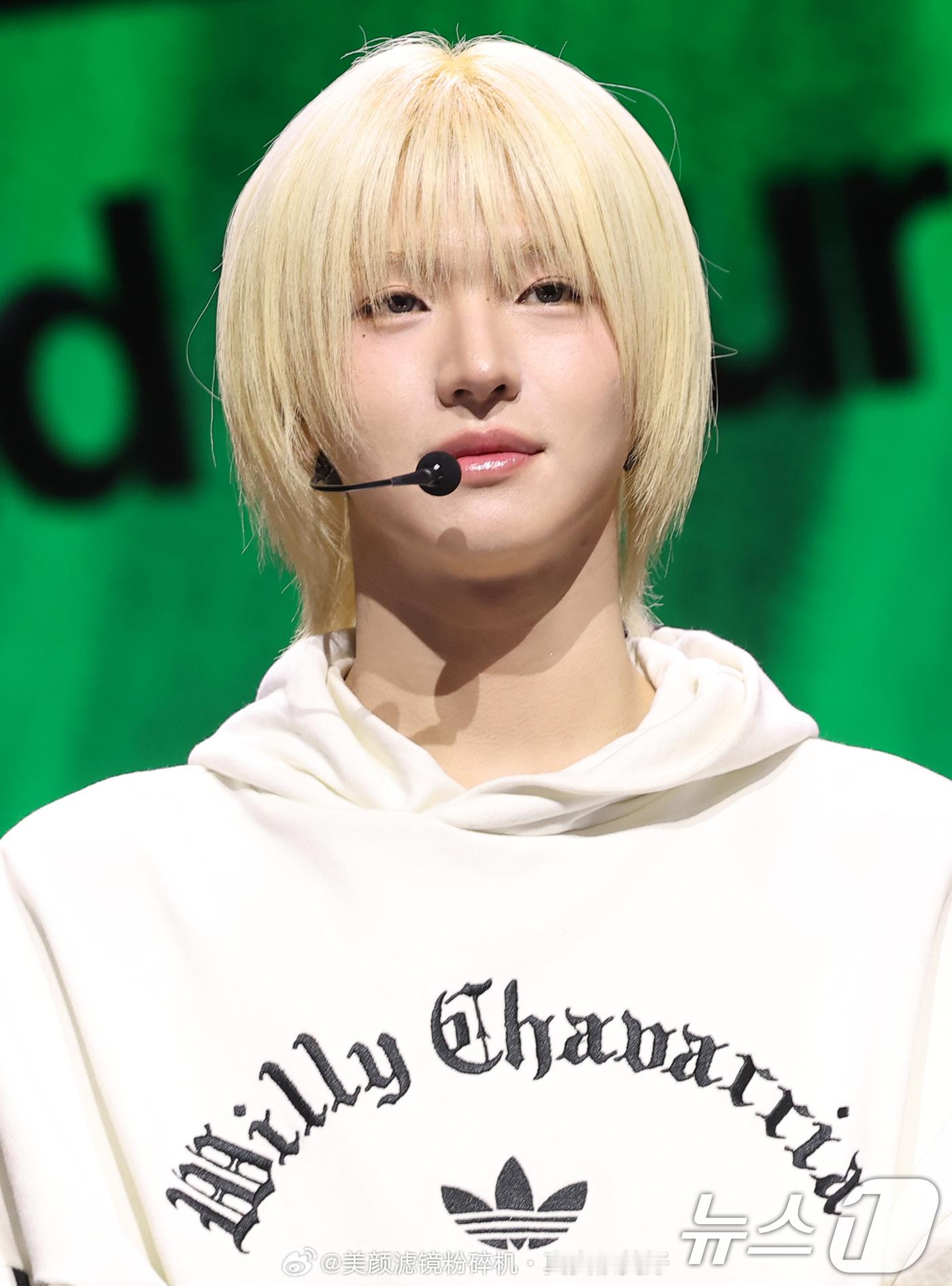 和图一是同一人否？（李 清明） 