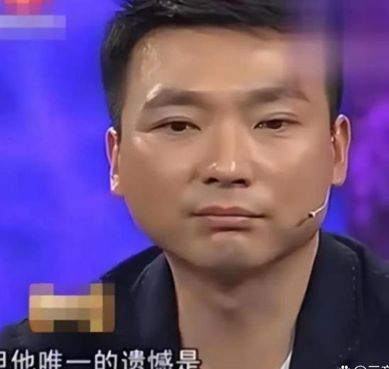 [微风]2000年结婚后，身为独子的康辉坚持当丁克。母亲哀求：“给我们生个孙子吧