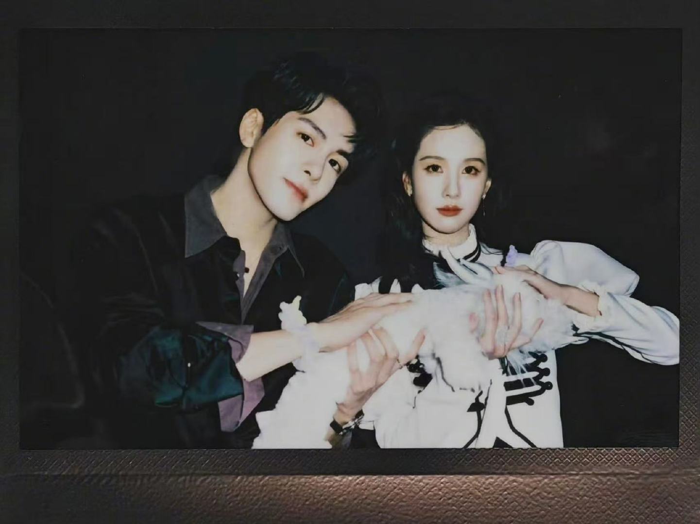 曾舜晞晒和陈都灵合照曾舜晞晒与陈都灵合照哇趣！！ 曾舜晞晒和陈都灵合照啦！！！这