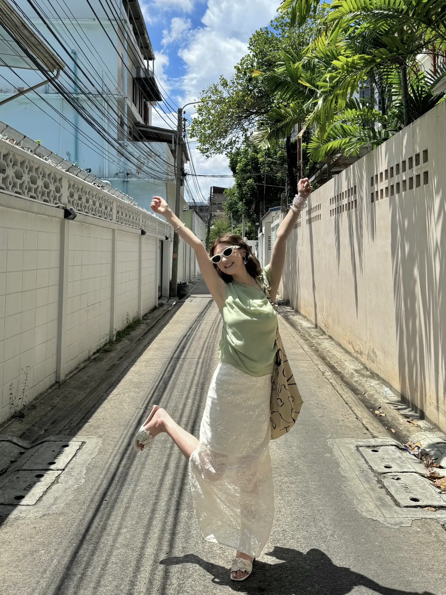 喜欢夏天，太阳明媚又热烈！