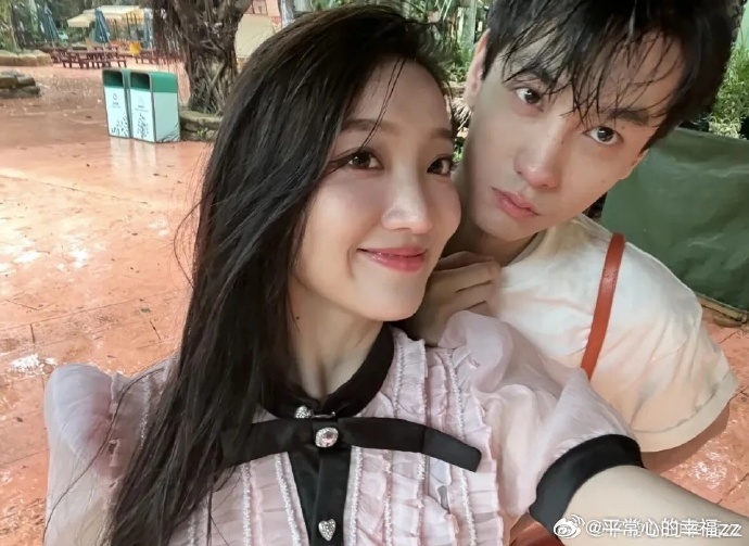 九成美若若聊天记录热点观点﻿ 九成美再晒拍照记录锤田栩宁：手机型号全对上，这次还