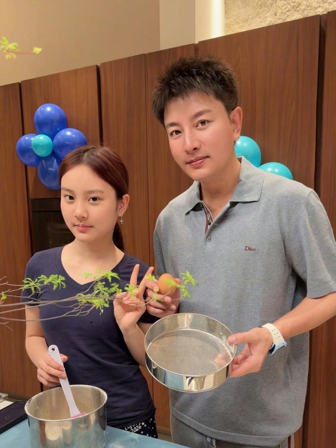 1. 贾乃亮在女儿甜馨的开销上十分大方，不仅会给到充足的生活费，教育相关支出也全