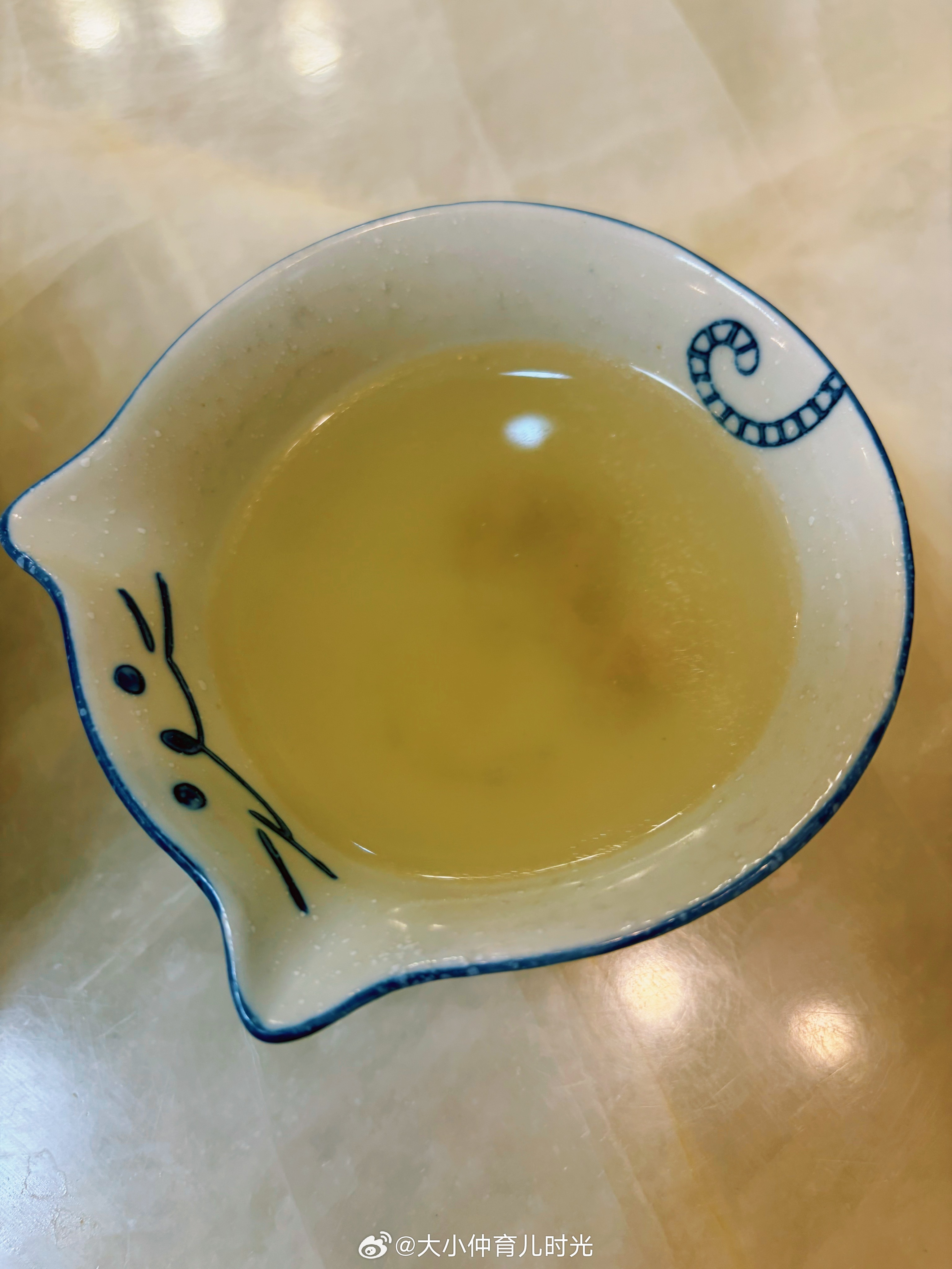 每晚都吃得饱饱的[老师好]卤鸡蛋是控制不住[顶]，一天干了4.5个。减脂餐 ​​