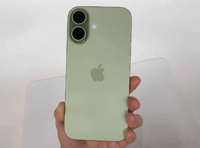 按照往年的规律，iPhone18 Pro发布后，老款iPhone17会降价千元左