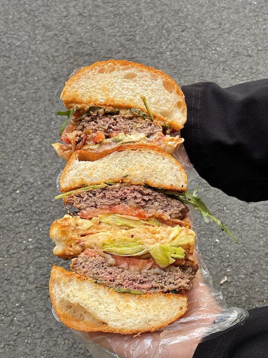 在深圳，不起眼却巨好吃的汉堡🍔店