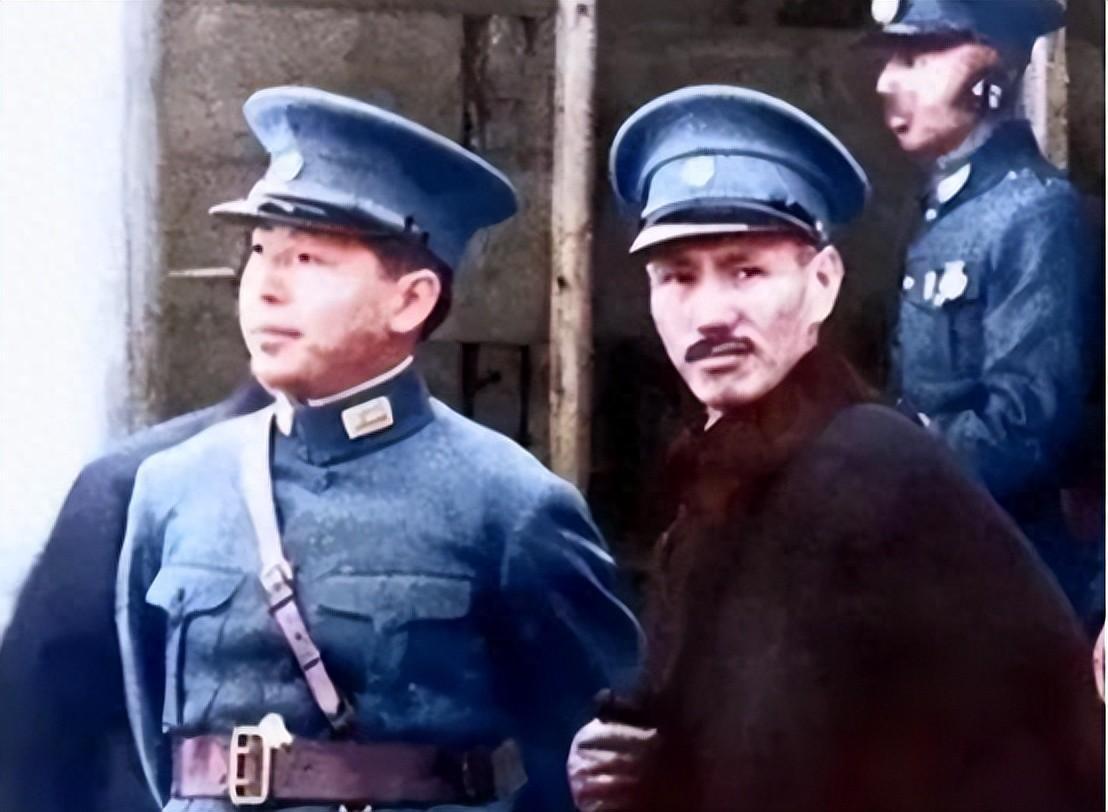 老蒋那五个字，让东北军眼睁睁看着家乡丢了

朋友们，说个事儿你可能不信。1928