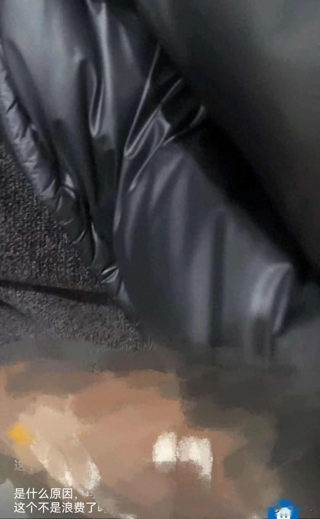 山姆评论区现裸照，用户没法举报，平台装看不见

有人前几天在山姆APP购物，翻看