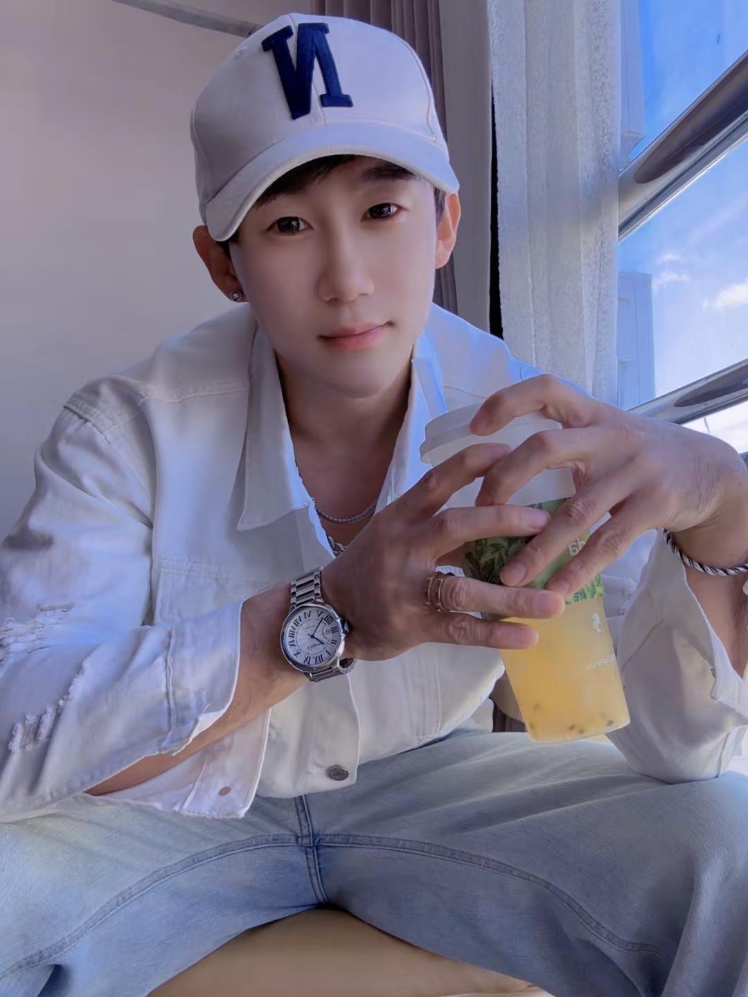 生活再糟糕，也不妨碍你变得更好🌅干净男生 侧颜杀 可狼可奶 原创视频