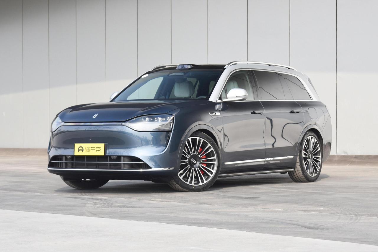 问界M9正式上市！  定位大型SUV   售价46.98万元起


今日，许多车