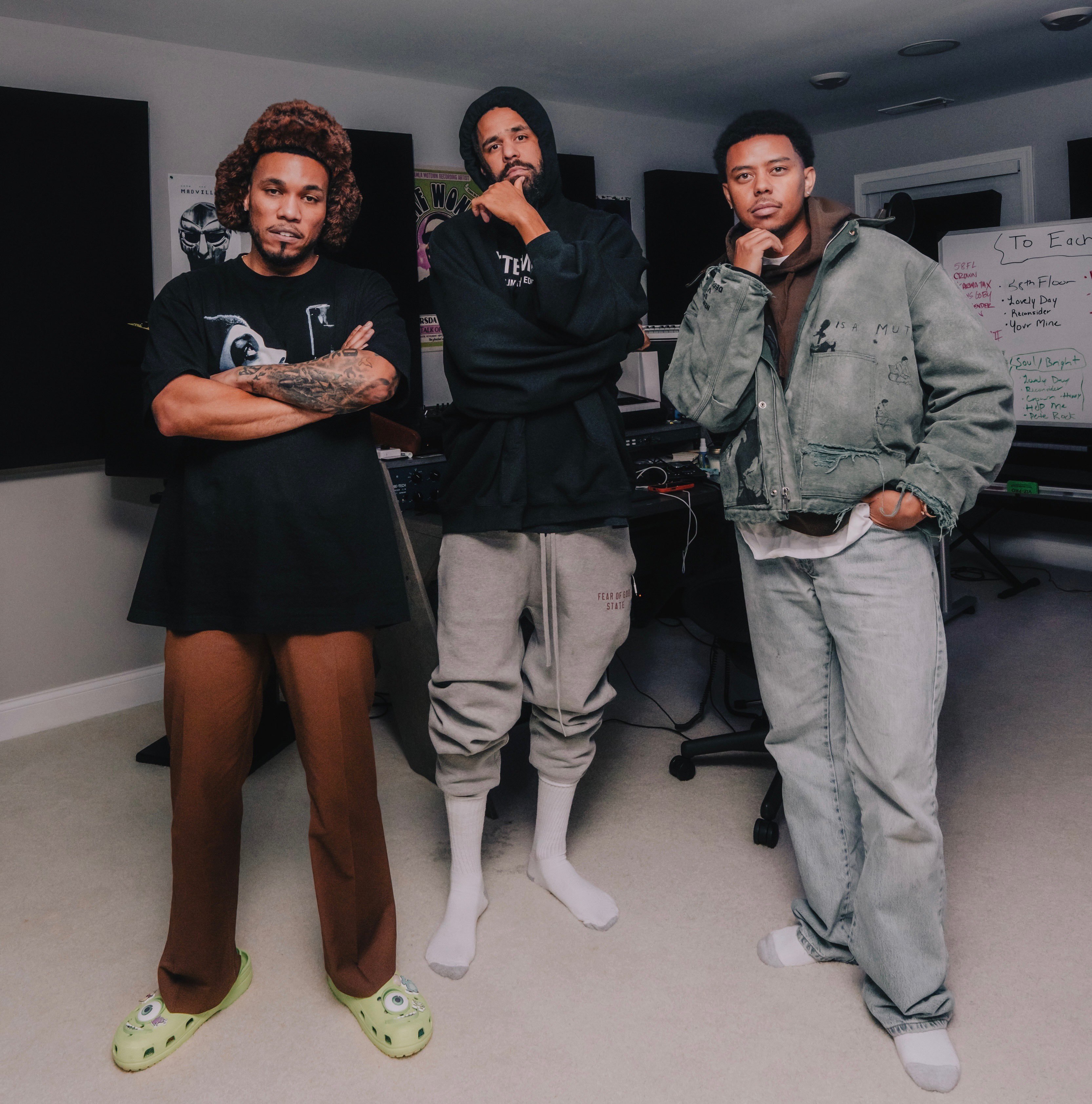 Anderson .Paak x J. Cole x Cordae 分享合影 ?