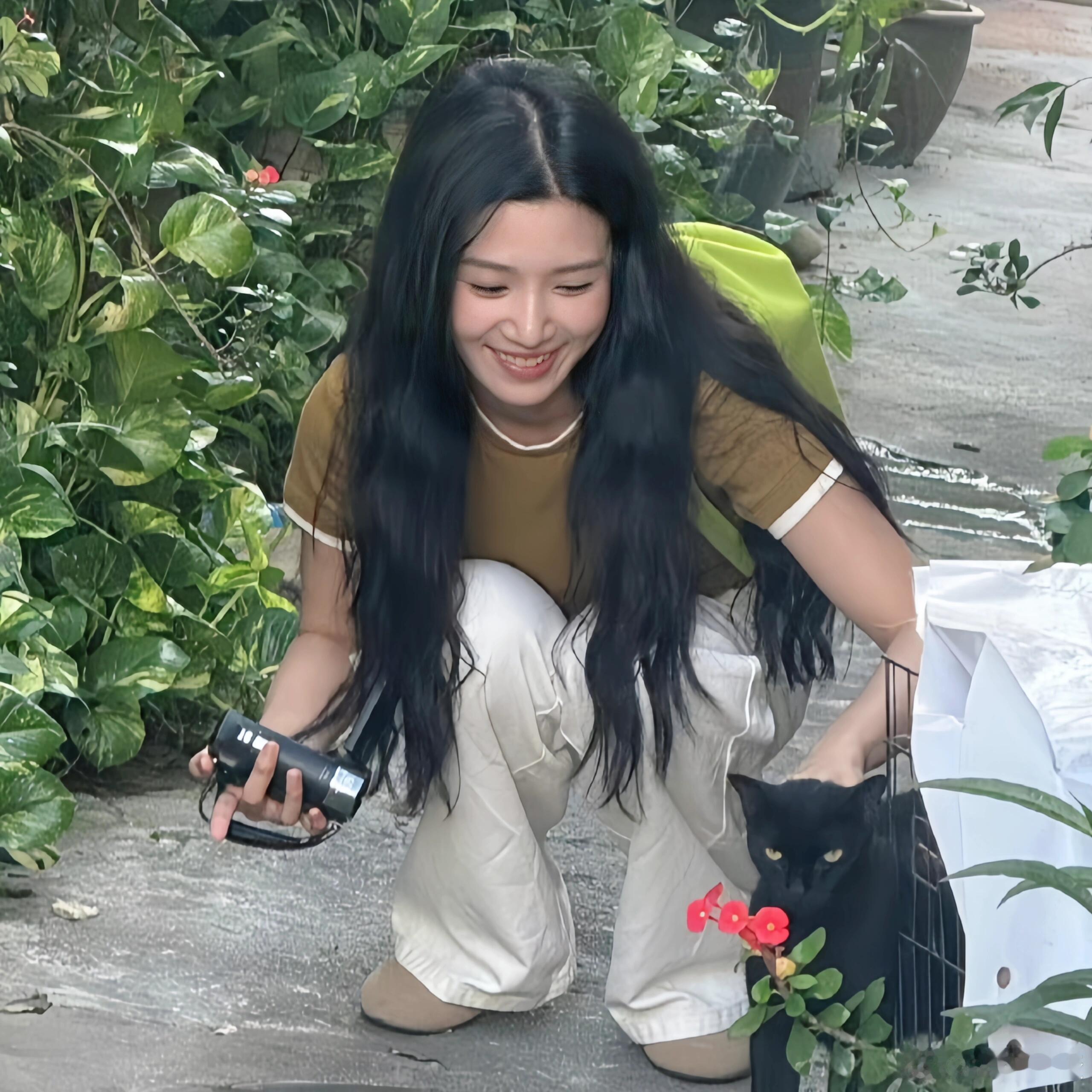 卢昱晓[超话]  卢昱晓头像！！！📷卢昱晓｜ ​​​