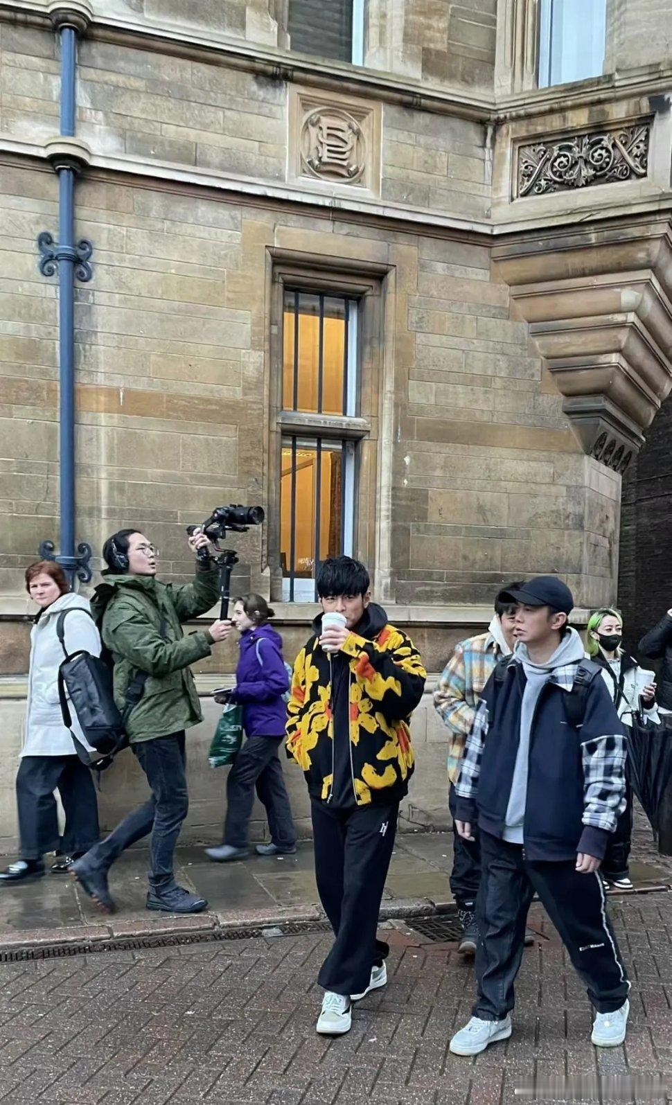 网友偶遇的周杰伦 ​​​