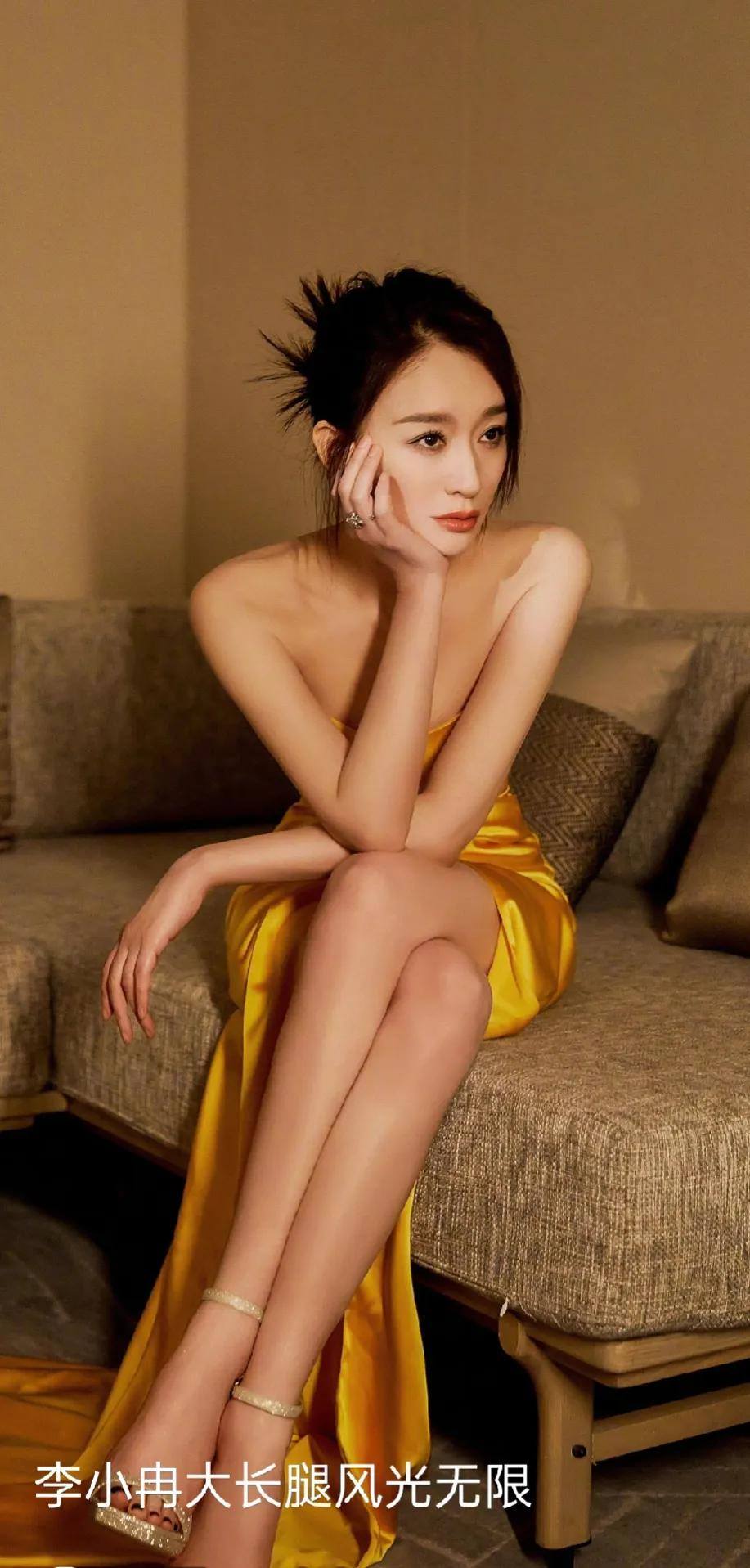 李小冉的性感风