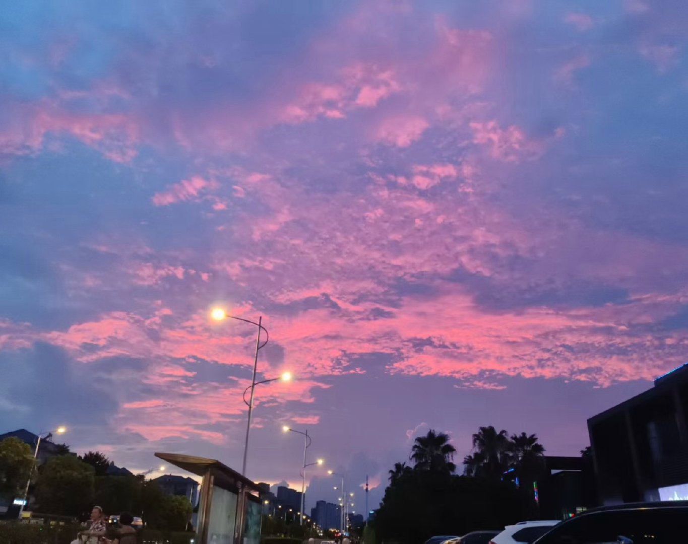 今天天居然这么好看？ 