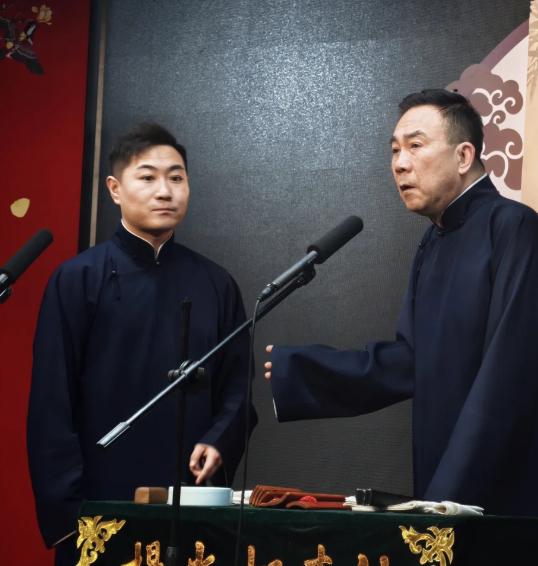 郭德纲翻车我不意外，
杨议幸灾乐祸我也不意外，
唯独让我没想到的是，岳云鹏居然成