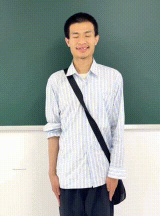 谁说读书没用的，
人家一个视频说了3句话，
不到两天，涨了千万粉丝。

近日，韦