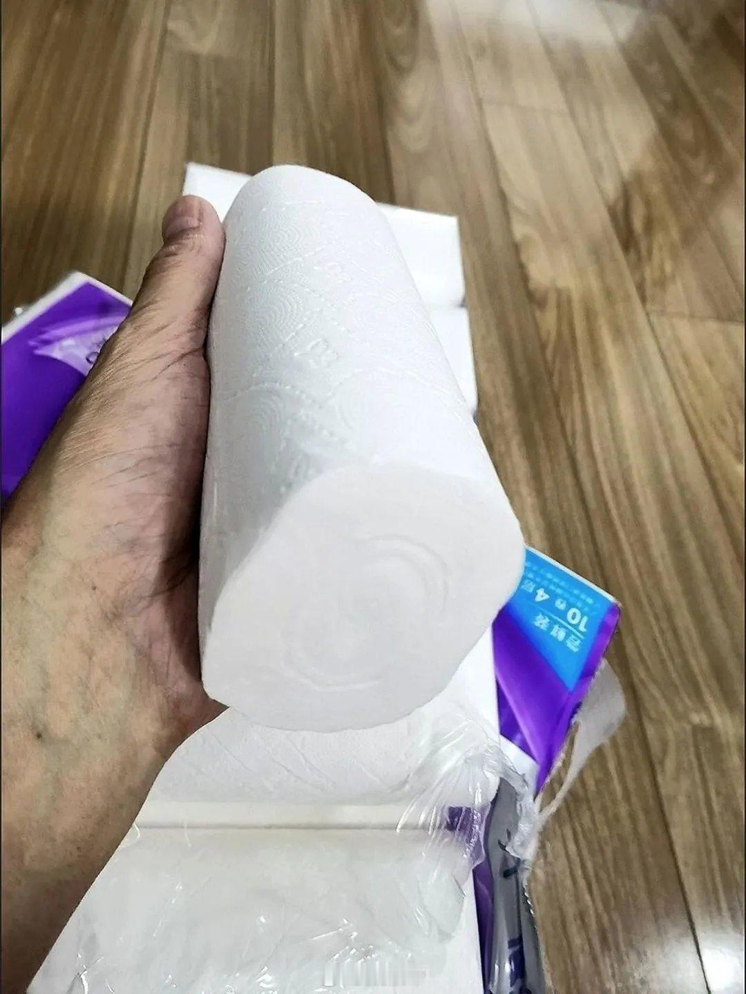 被纸巾背刺了小小的生活用品藏满槽点，被纸巾背刺的瞬间，才知道好用的东西有多重要。