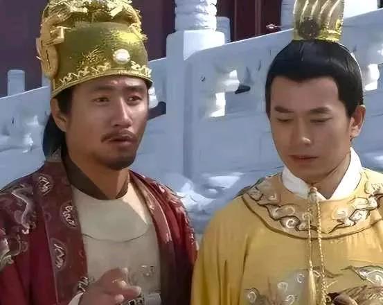 1402年，朱棣率兵攻入南京，朱允炆走投无路，想起朱元璋临阵前说过的一句话："龙