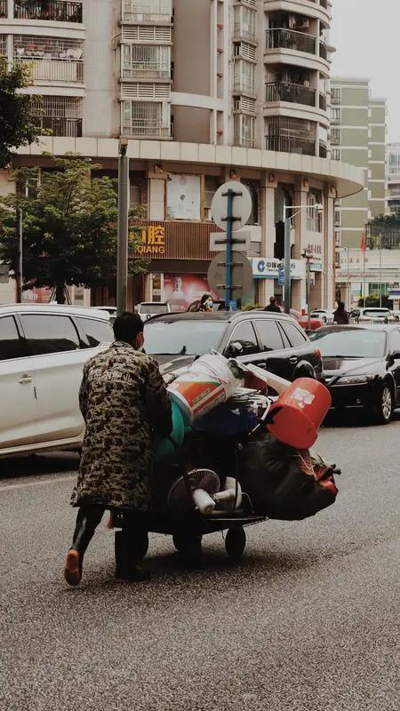 上联：望闻问切治杂症，诚邀下联衣食住行是生话