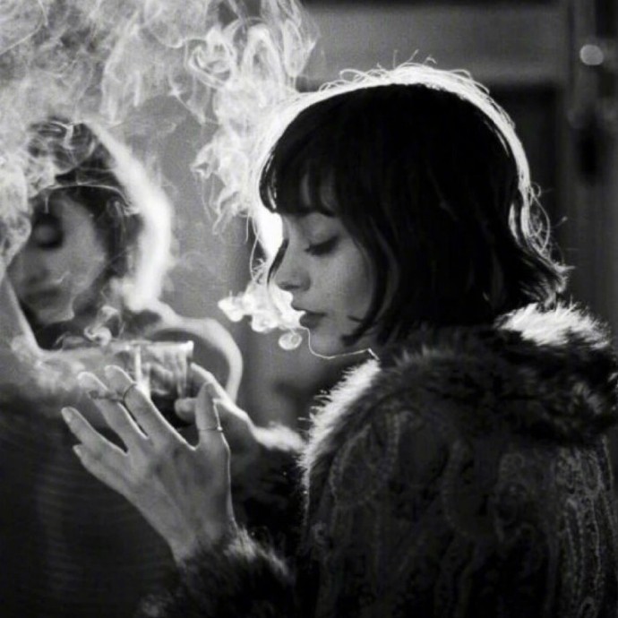 “  喜欢被温柔相待，更喜欢被特殊对待                     