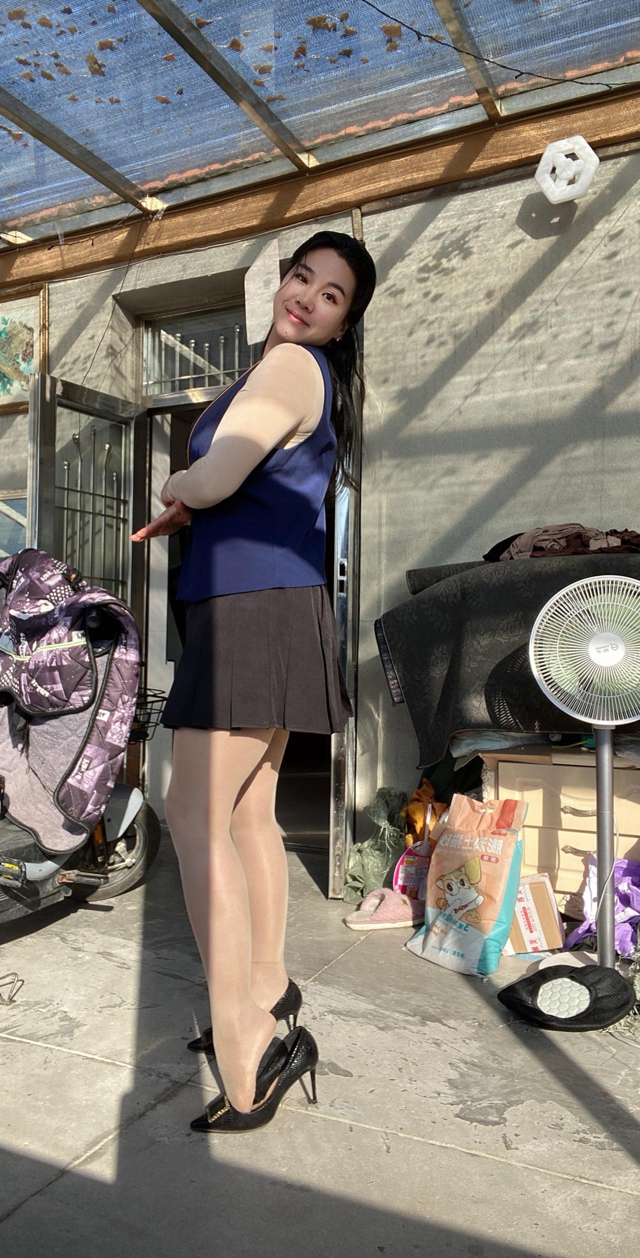 靓妹 保持身材 穿搭 姐姐