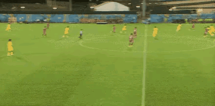 U17亚洲杯小组赛首轮，中国队在占尽优势的情况下，0-1被印尼队绝杀。这粒进球出