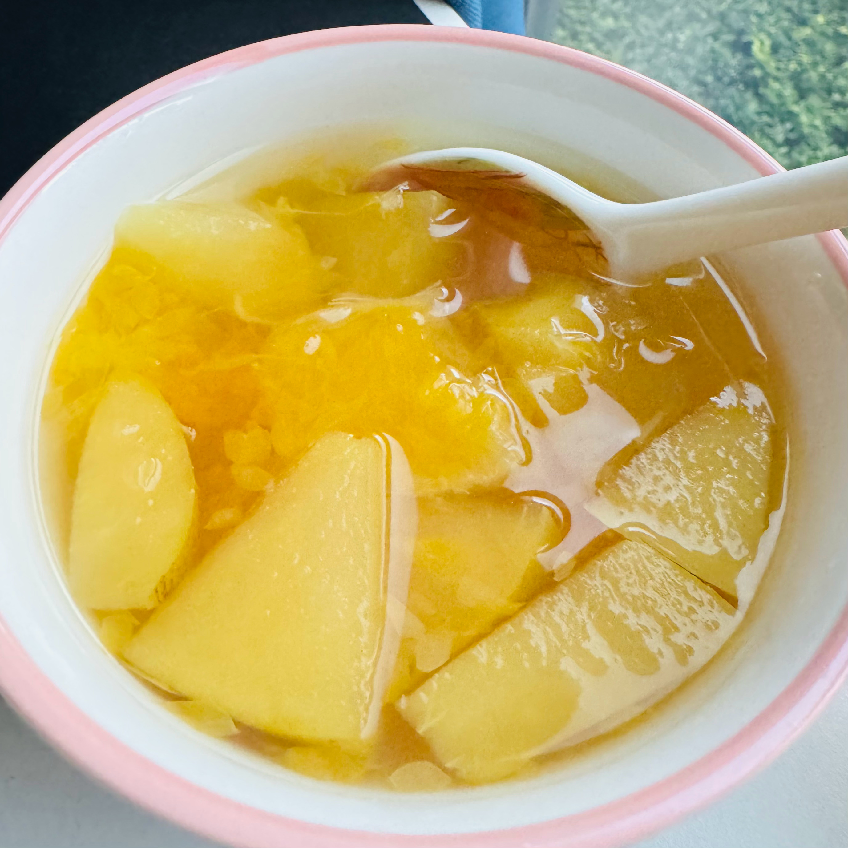 天冷了可以熬点苹果热橙茶，巨好喝。 