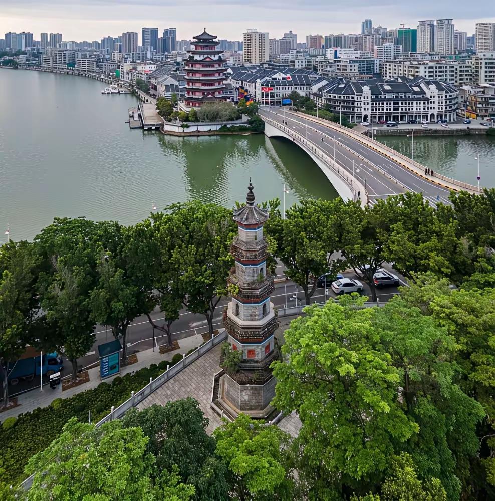 惠州是粤港澳大湾区东部核心节点、广东第五大经济市，省级明确的高质量发展新增长极，