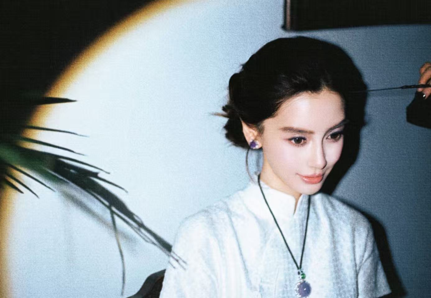 angelababy新中式生日照angelababy新中式生日大片angelab