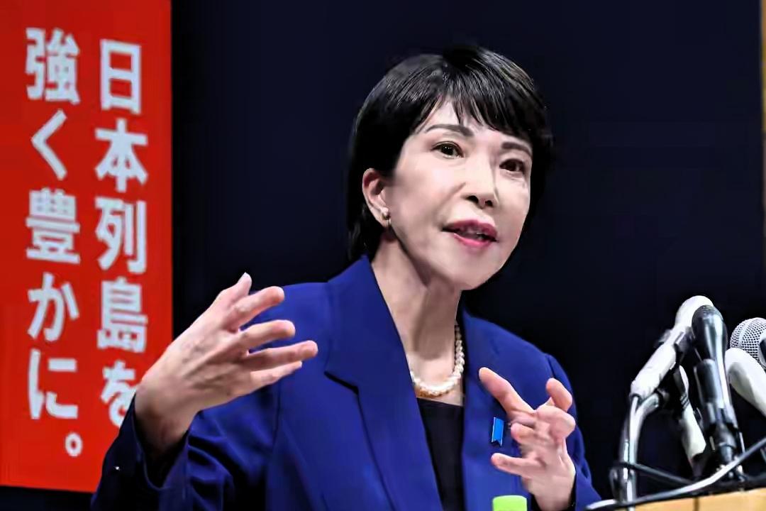 这不再是一个政客的狂言，而是一个国家的心电图。

82%的支持率，这个数字比高市