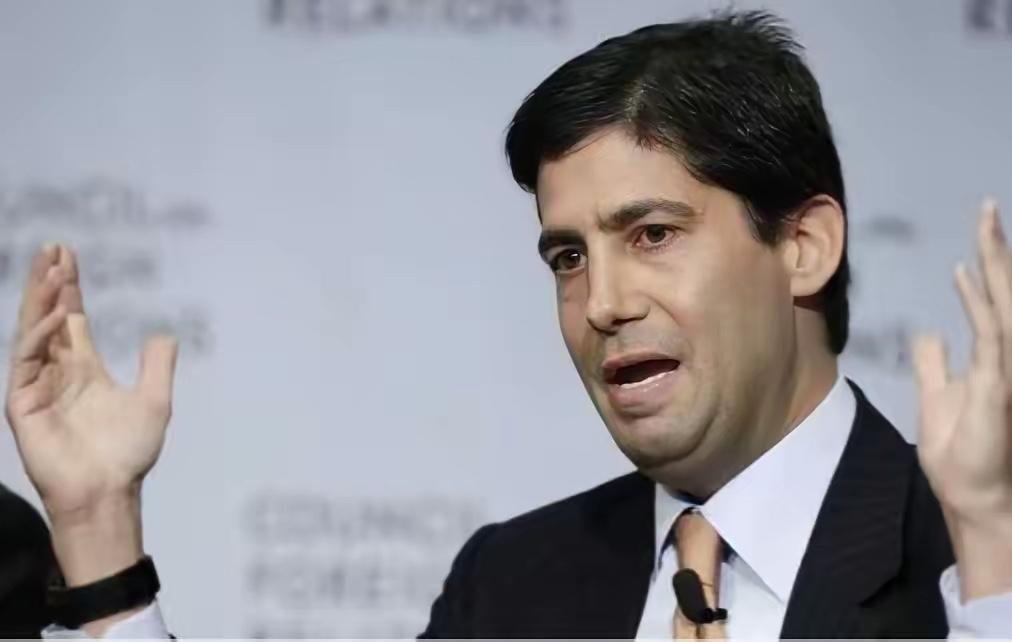 4月21日，《华尔街日报》报道，北京时间周二晚10点，特朗普提名的美联储主席人选