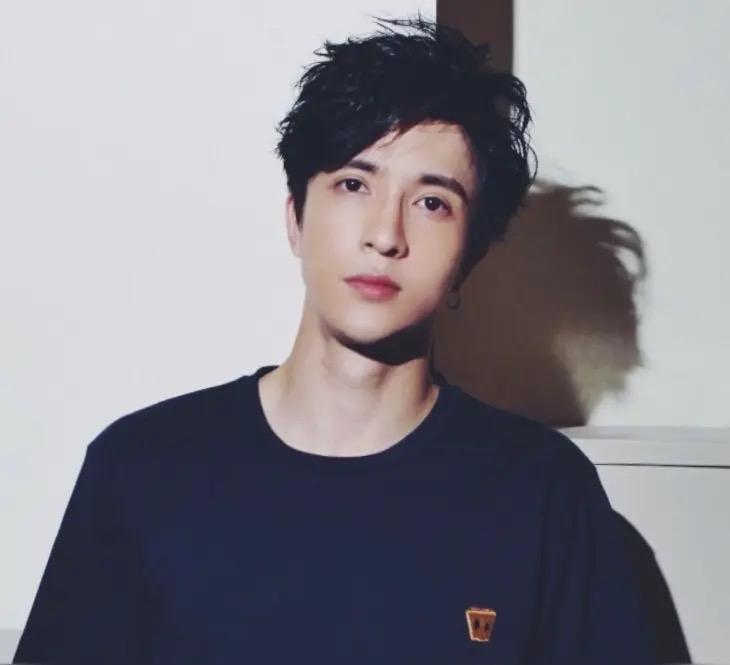 有一说一，我虽然不是薛之谦的粉丝
但是，我觉得这次他做的事情，真的够爷们
也难怪