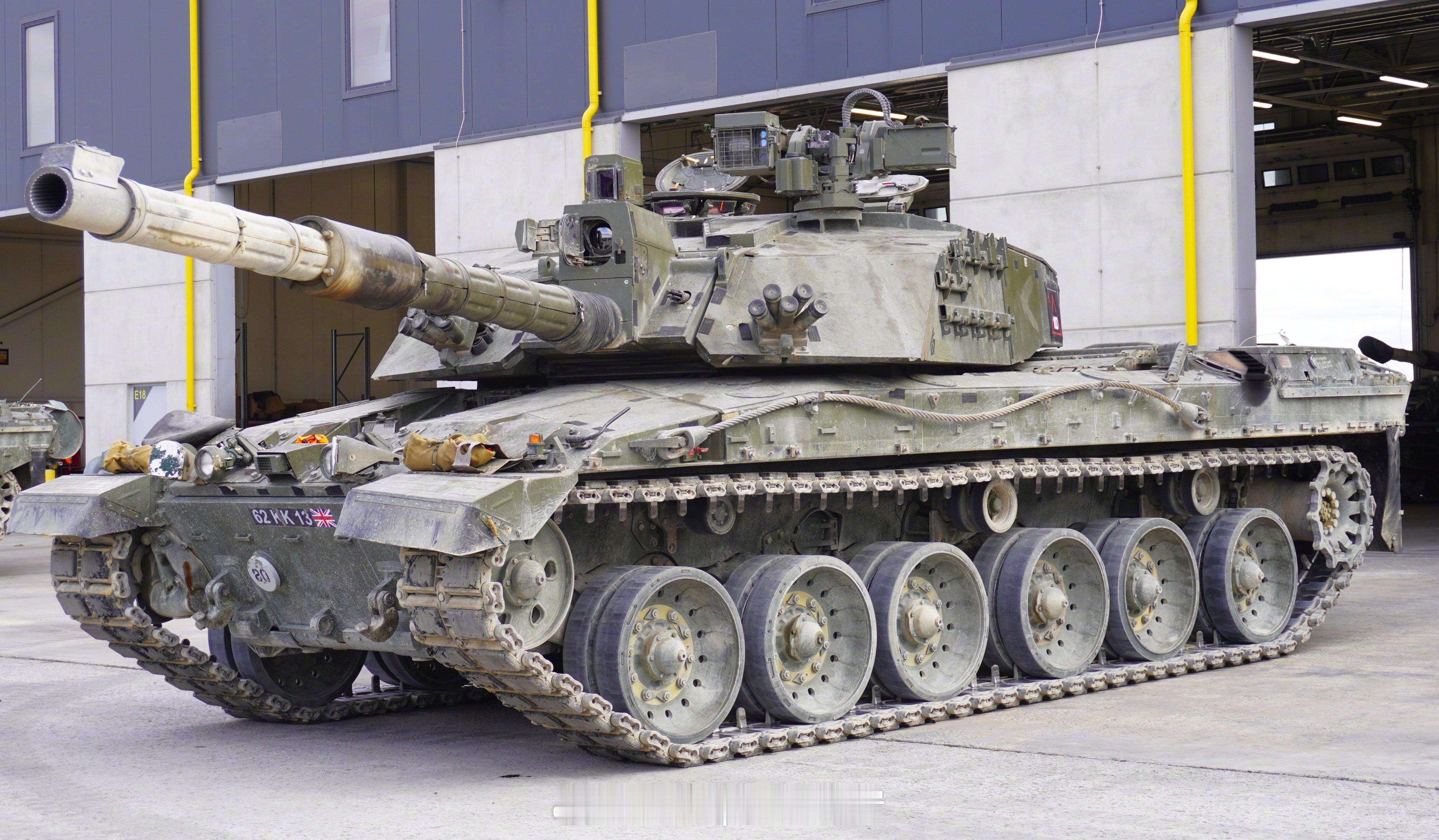 烽火问鼎计划每天认识一件兵器 一辆经过升级的英国挑战者2型坦克，被指定为作战准入