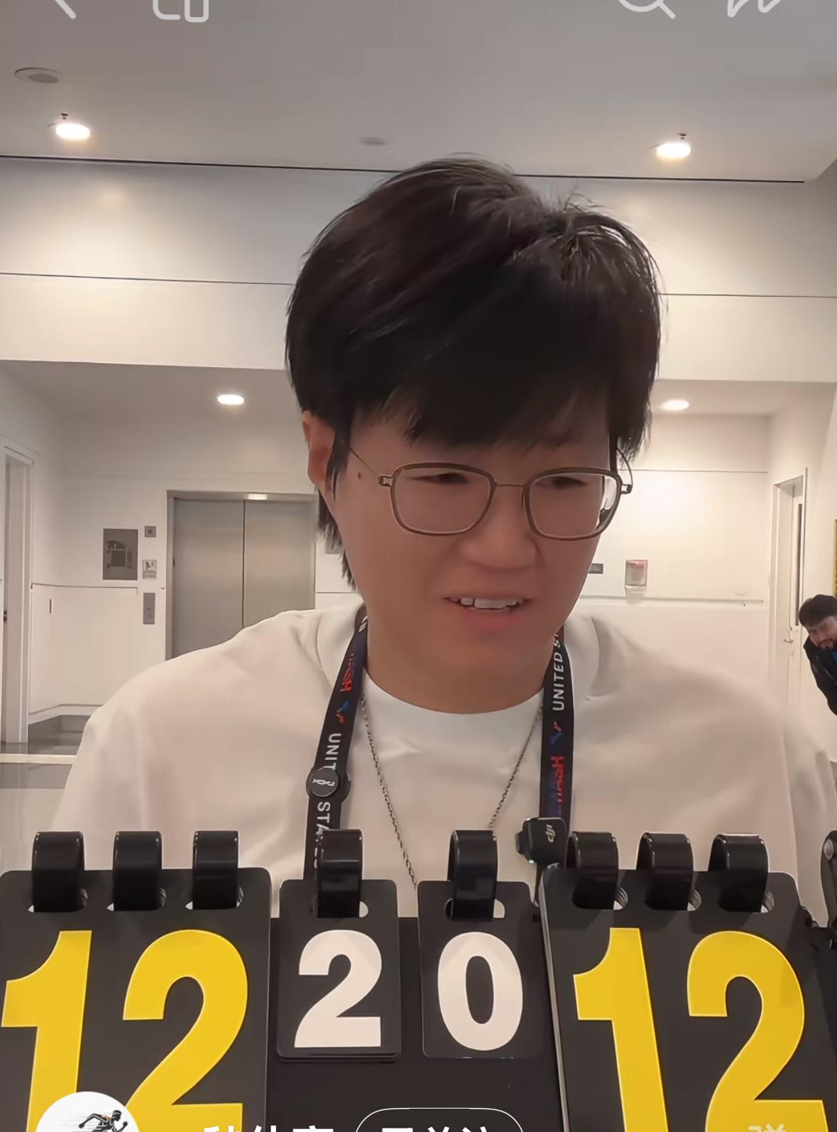 郭焱点评王曼昱0:3佐藤童：对手削球太软，借不上力，曼昱还是着急！
美国大满贯，