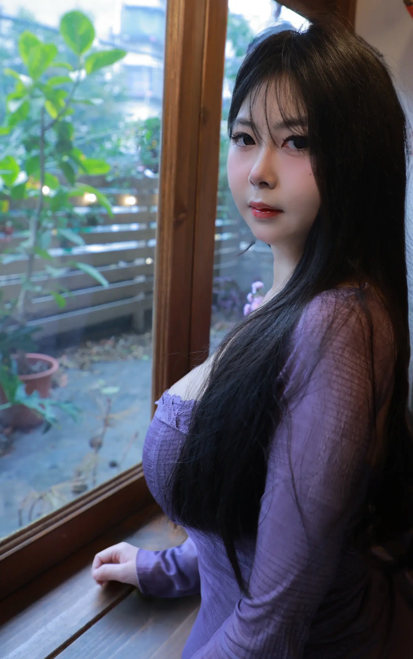 天好冷 把烟扔了和我牵手吧。