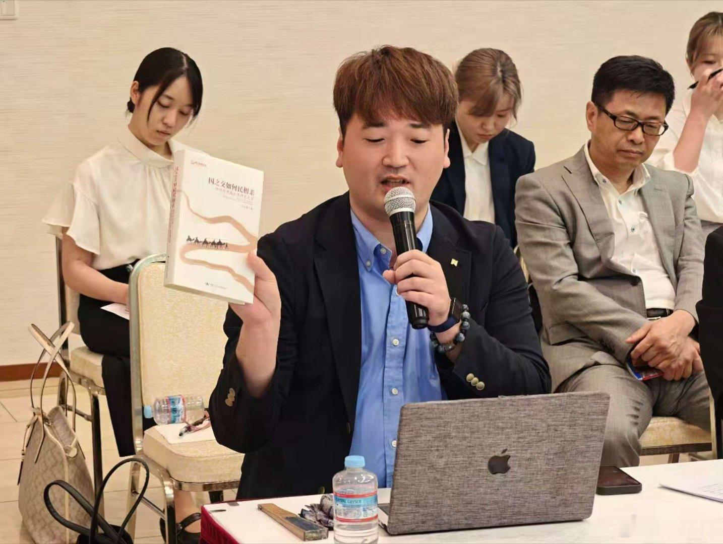 中日关系还得寄希望于人民！王老师您好！今天7.1纪念在大阪总领馆举办了演讲交流会