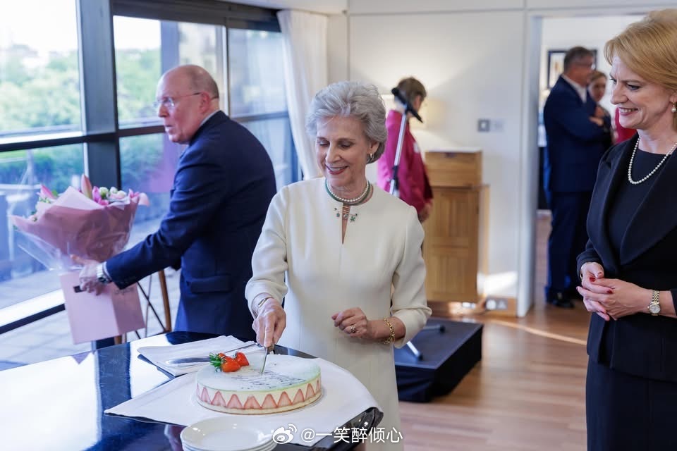 英国王室  2026年5月19日，格洛斯特公爵夫人比尔吉特作为丹麦人和英丹协会奖