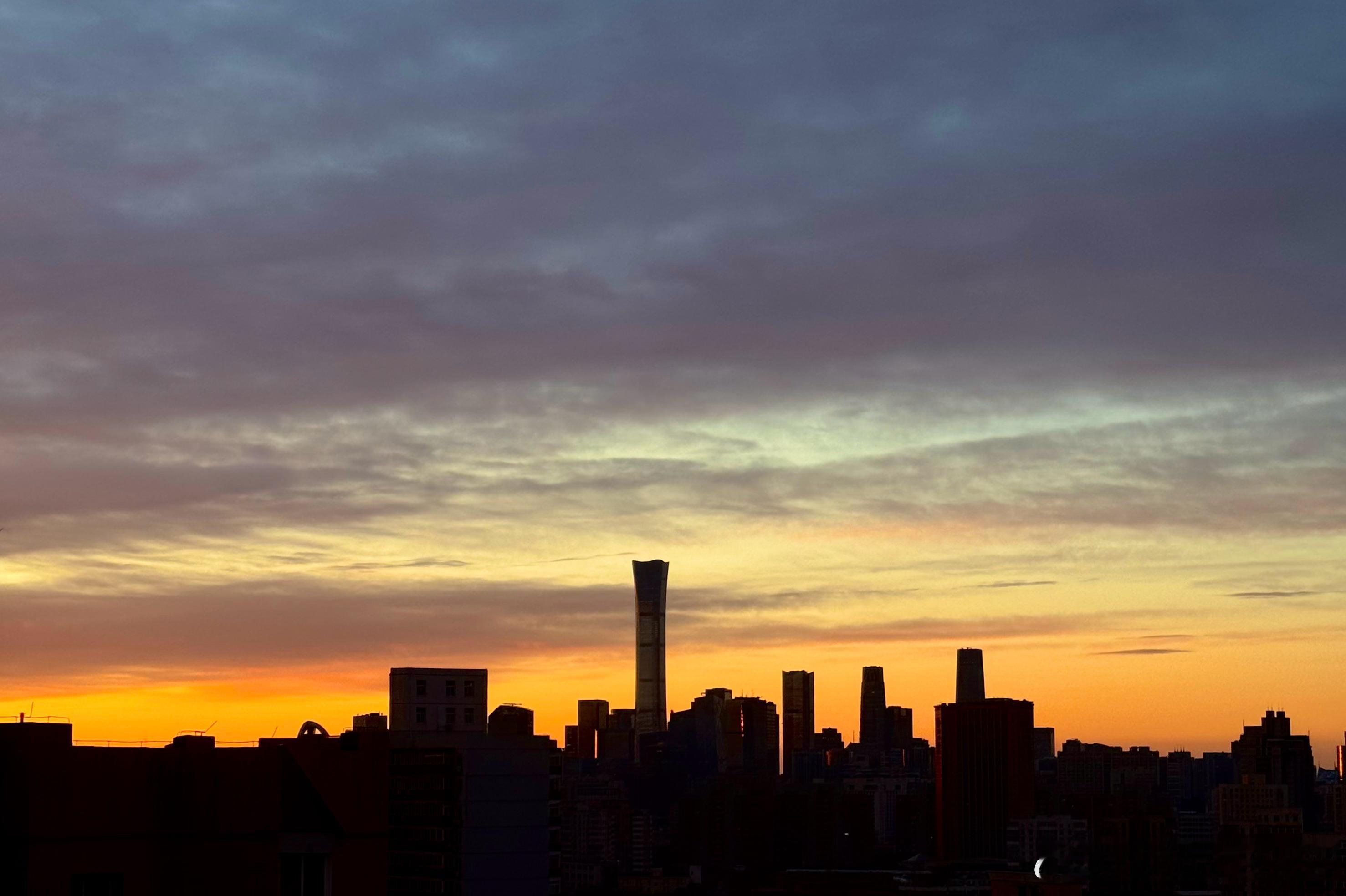 早上朝霞真漂亮～ 