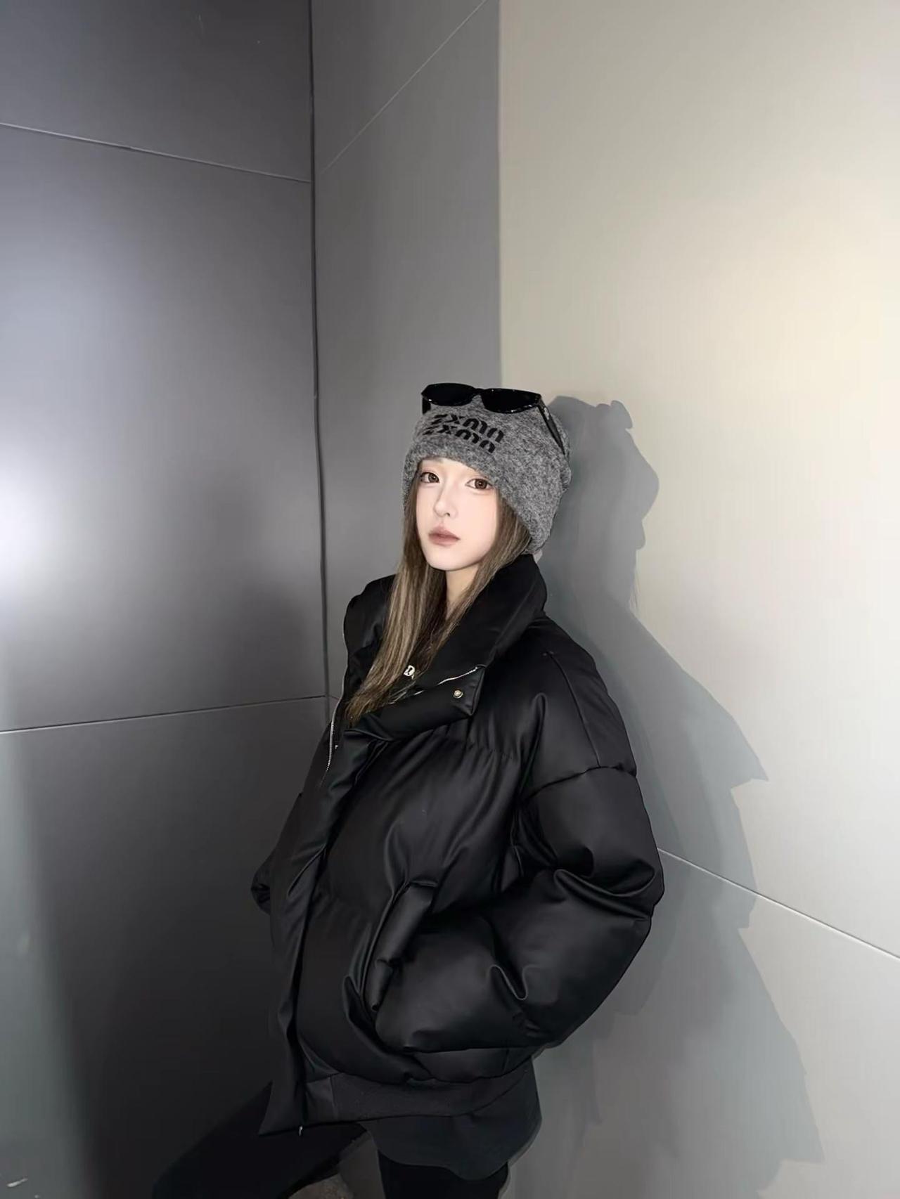 近照 穿搭 新年大吉喝王老吉