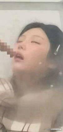 李沅禧听说院系妹妹喜欢吃棕色不明物体 这是真的吗wonhee ​​​