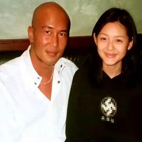 大S终究是看错了人！
院长揭示具俊晔拒签原因，
小S同样受波及，反转来得猝不及防