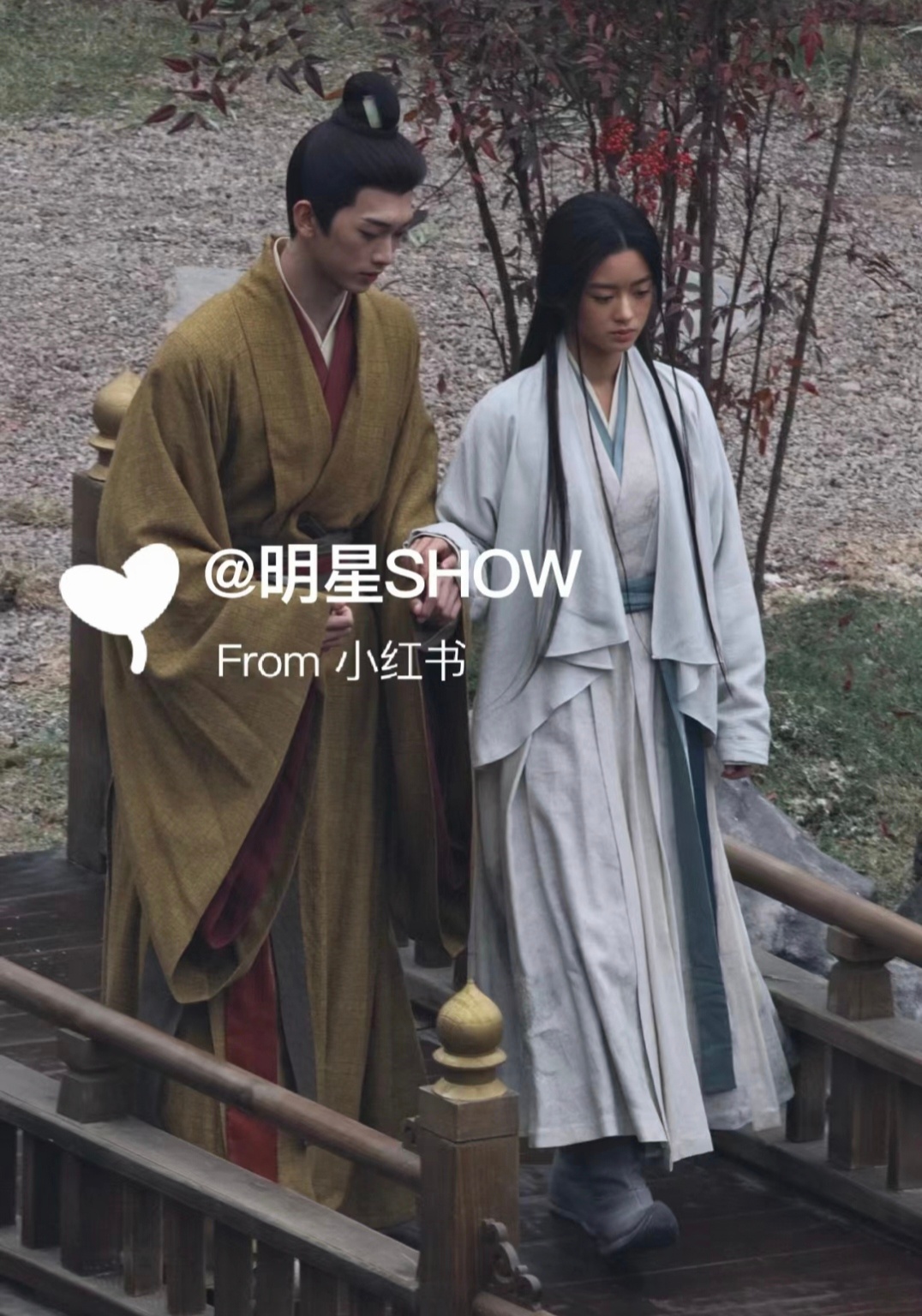 真给黄杨的脸涂黑了 