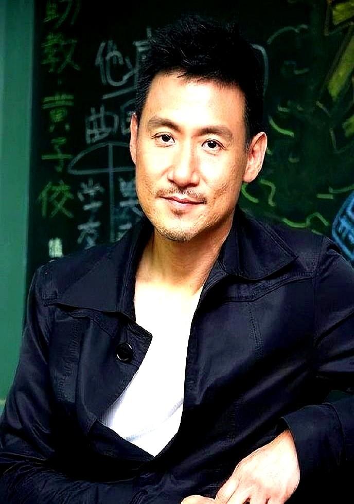 你会为了家庭借钱帮兄弟，却换来兄弟的冷漠和家庭的伤痛吗？

这不是小说情节，而是