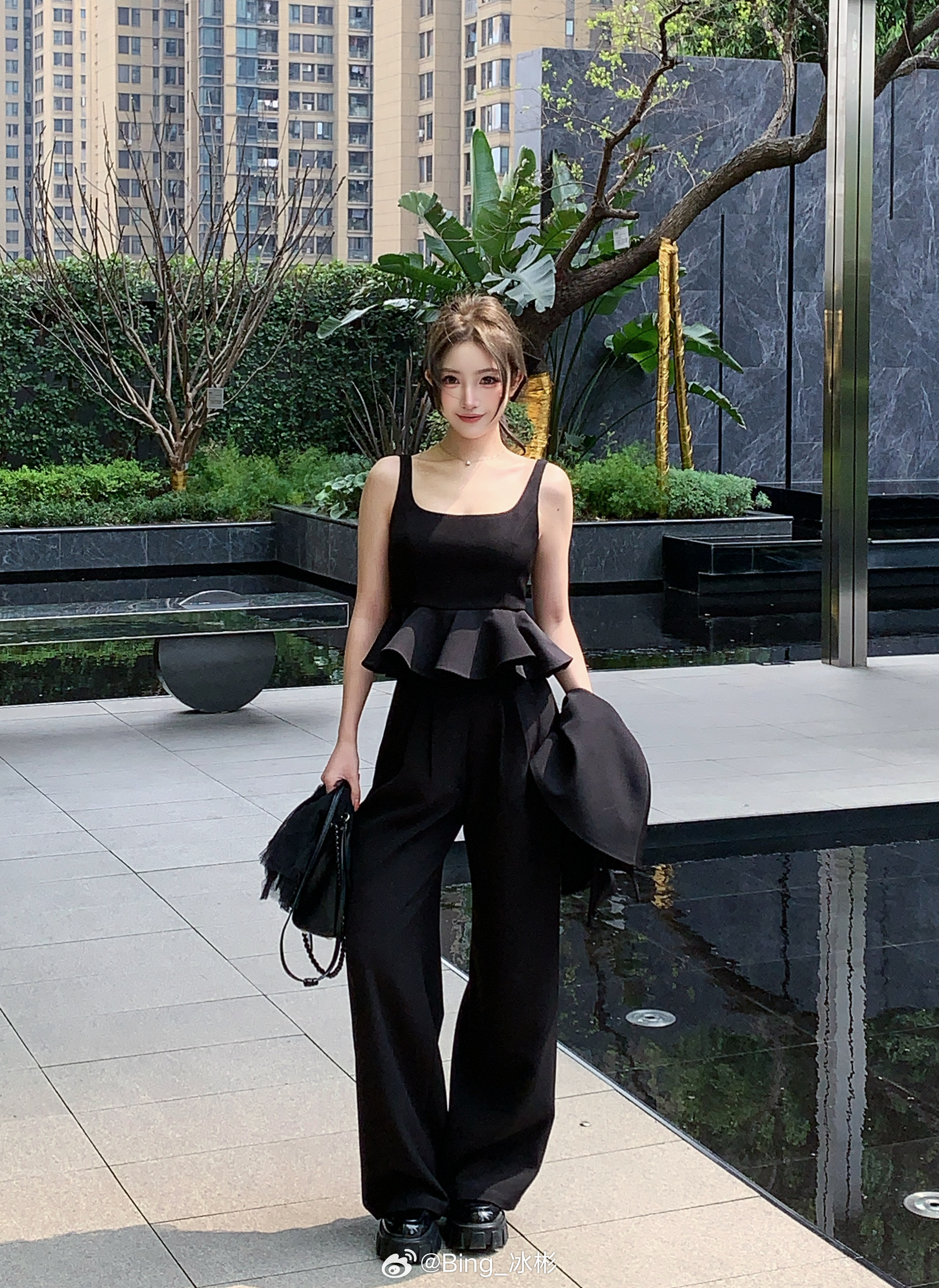 今天开这个三件套的气质款，来看来看