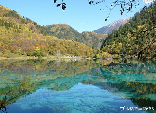 【康巴风情海螺沟】海螺沟位于四川省甘孜藏族自治州东南部，贡嘎雪峰脚下，是青藏高原