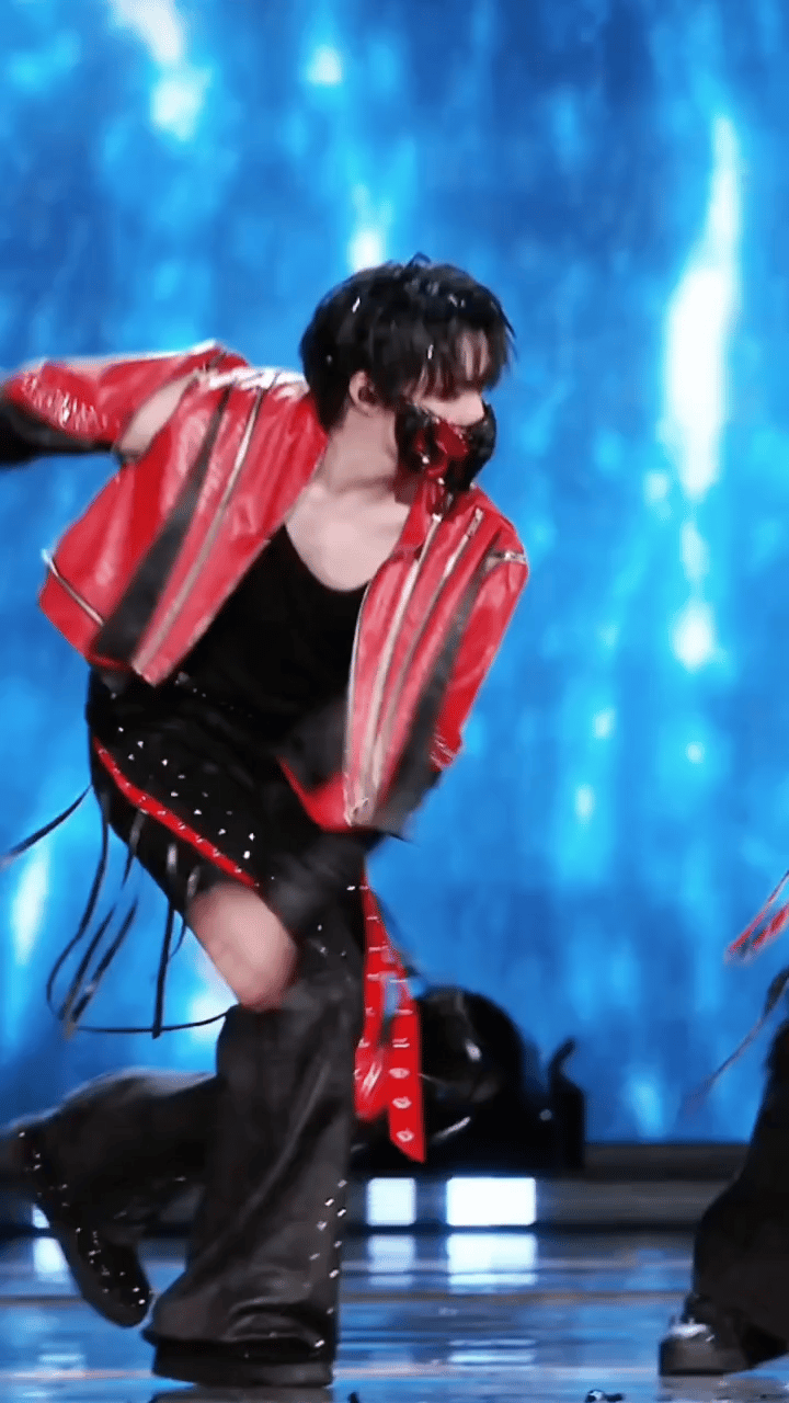 刘耀文和止咬器[哇][哇][哇]这是仙品啊 ​​​