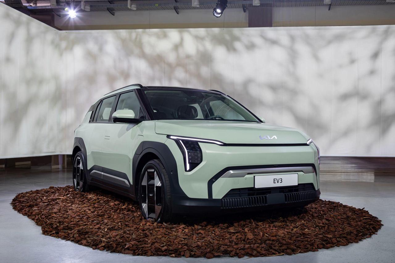 【起亚纯电SUV EV3在欧洲销量创新高！】
起亚在今年第一季度的欧洲电动汽车市