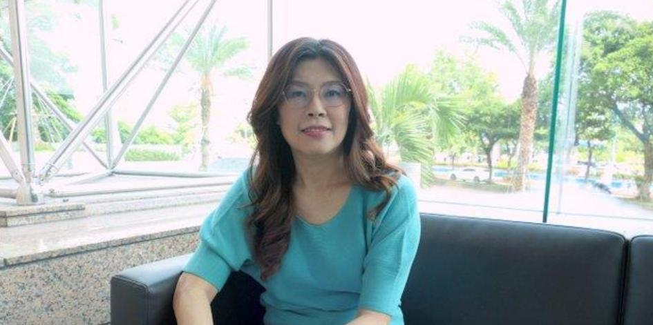 参加完统派活动，郑丽文就被美方约谈，解放军已行动，统一成定局。郑丽文刚刚参加完统