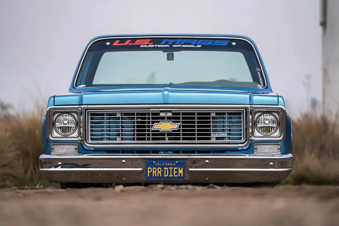 美式。1974 Chevy Custom Deluxe C10