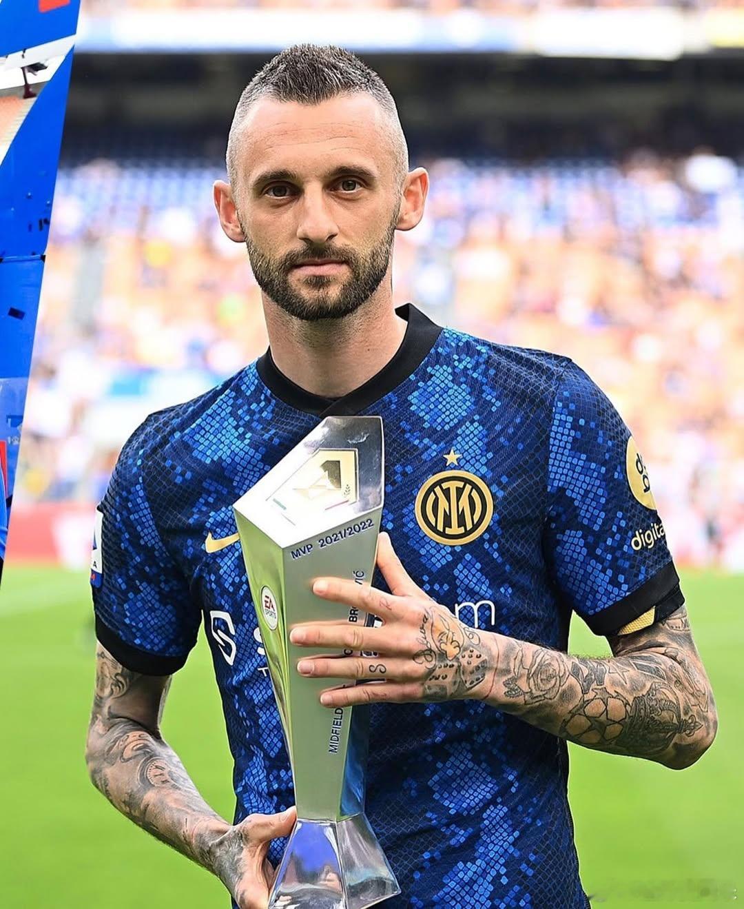 莫雷托：监狱风云在关注国际米兰旧将布罗佐维奇，后者与利雅得胜利合同明年6月到期，